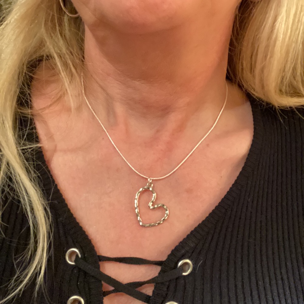 Custom Valentines Gift Heart Necklace - Picture 9 of 16